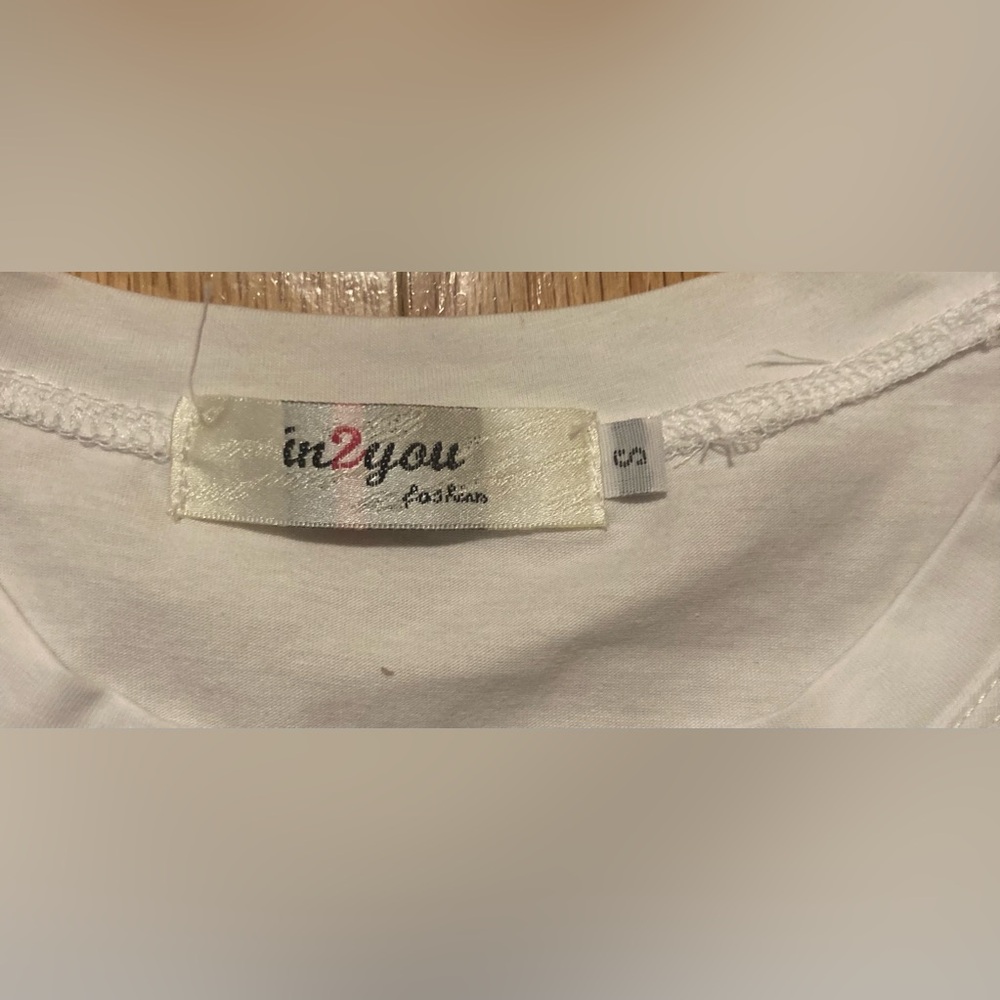 T-Shirt NWOT Rhinestone Lettering - Picture 6 of 6